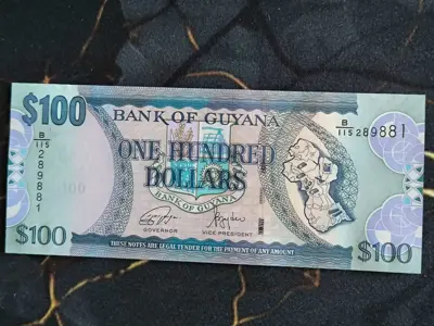 Обява: Банкнота - Гвиана - 100 долара UNC | 2022г.