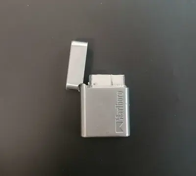 Обява: ⭐ Метална Запалка Marlboro с капак ⭐
