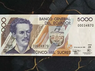Обява: Банкнота - Еквадор - 5000 сукрес UNC | 1999г.
