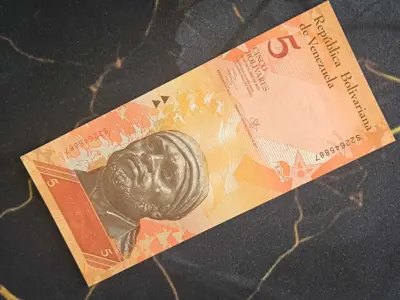 Обява: Банкнота - Венецуела - 5 боливара UNC | 2013г.