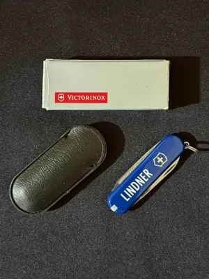 Обява: Швейцарски джобен нож Victorinox , нов продукт