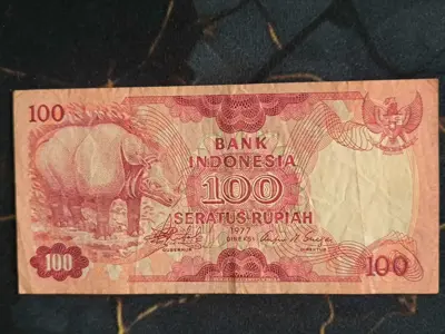 Обява: Банкнота - Индонезия - 100 рупии | 1977г.