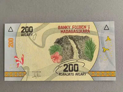 Обява: Банкнота - Мадагаскар - 200 ариари UNC | 2017г.