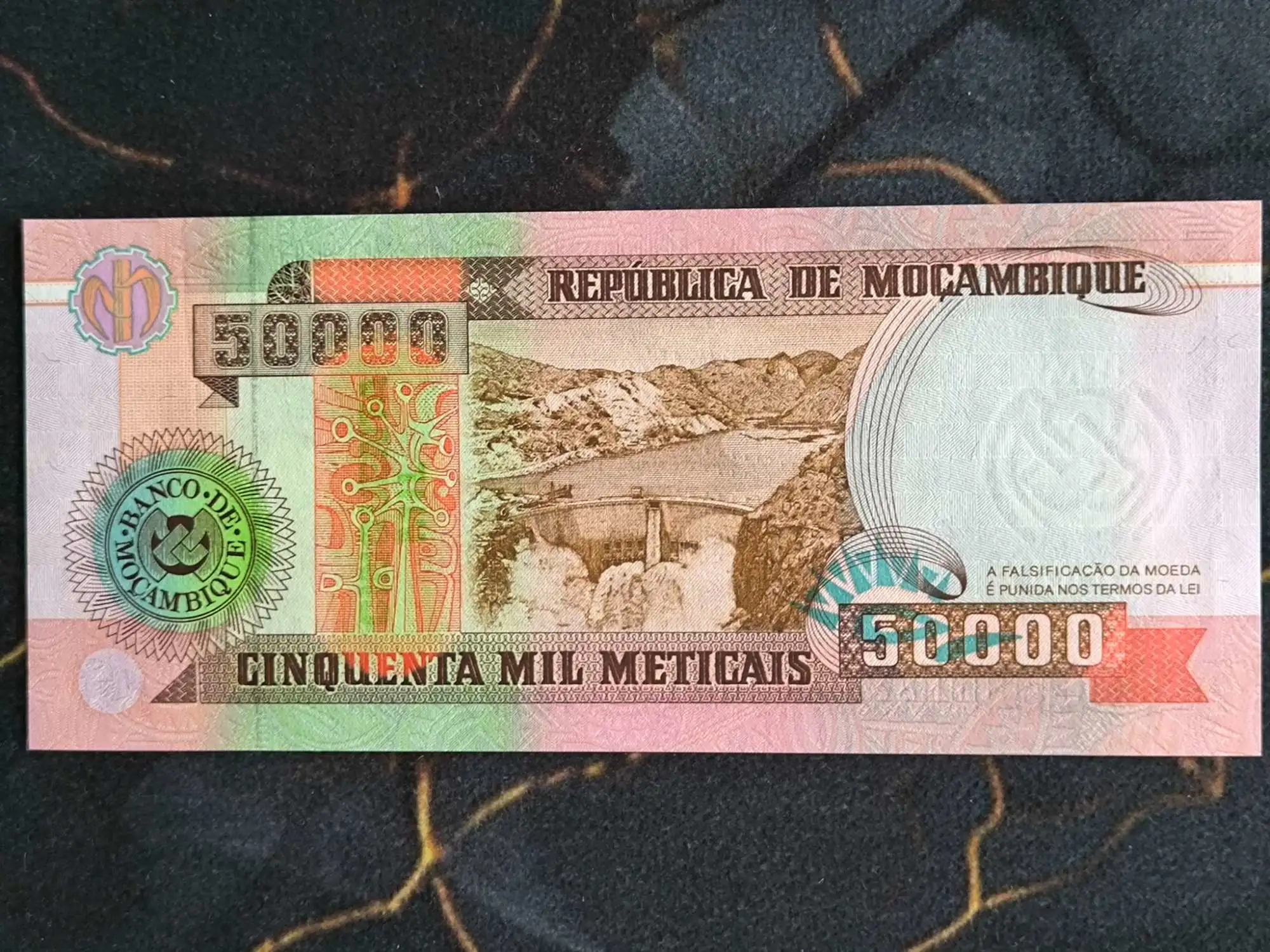 Снимка 2 от 2