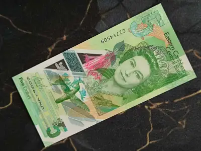 Снимка за обява „Банкнота - Източни Кариби - 5 долара UNC | 2021г."