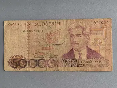Снимка за обява „Банкнота - Бразилия - 50 000 крузейрос | 1984 - 1986г."