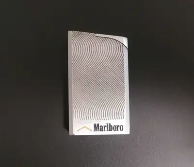 Снимка за обява „⭐ Метална Запалка Marlboro светло сива ⭐"