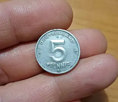 Снимка за обява „5 пфенинга ГДР 1949 РЕДКИ"