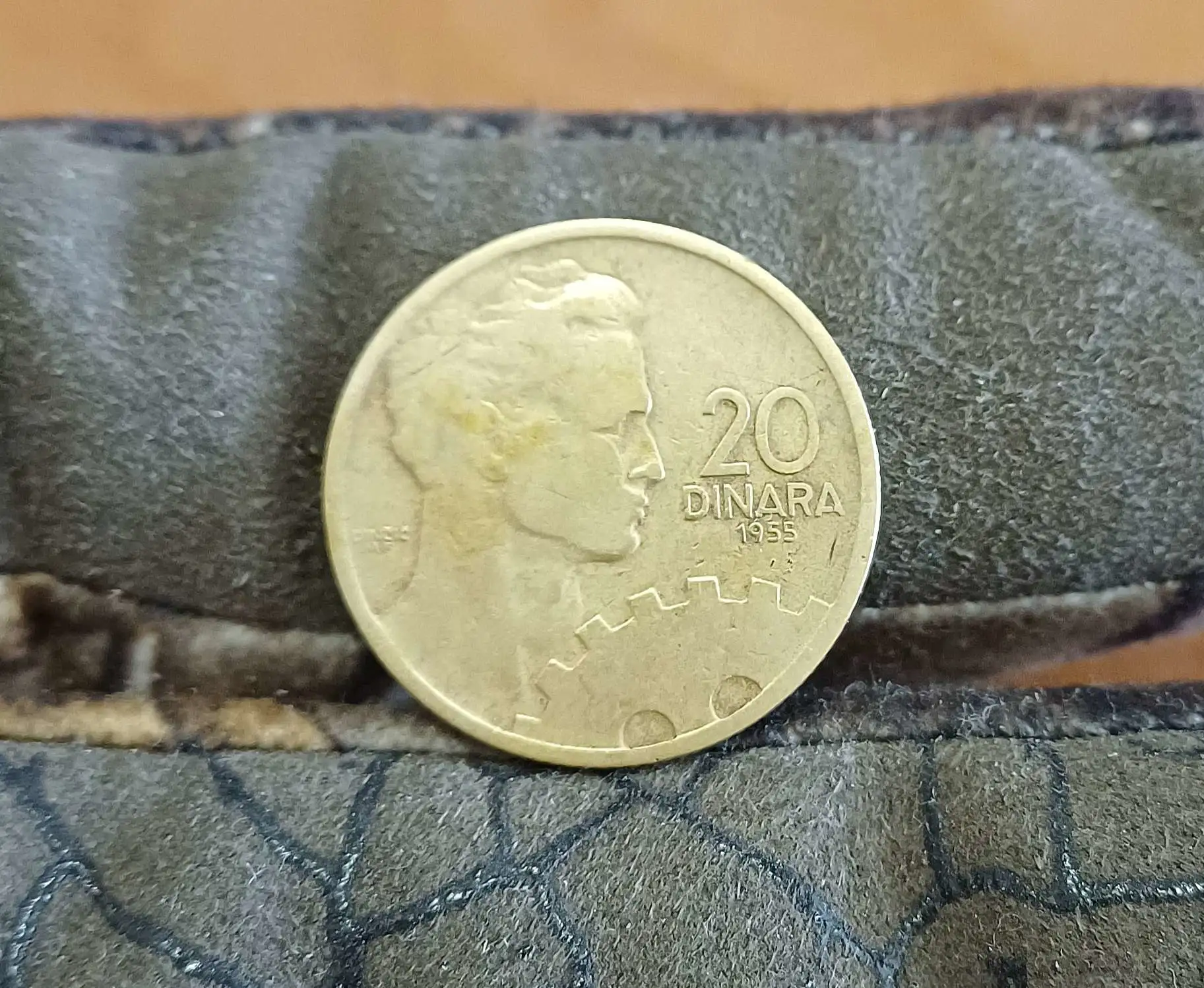 Снимка 1 от 2